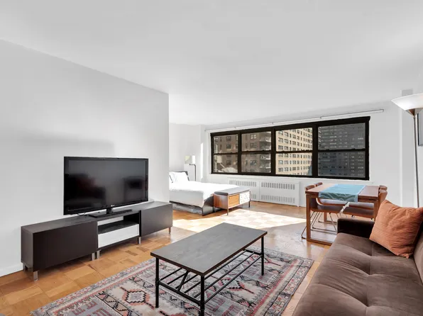 185 West End Avenue image 2 of 6