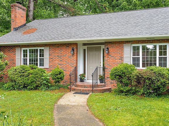 3rd image of 505 Mansion Dr