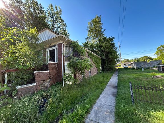 3rd image of 1297-1299 W 15th Ave