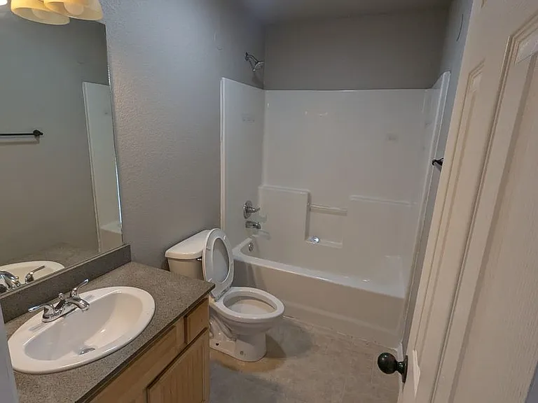 1905 Azlin Pl — Photo 13