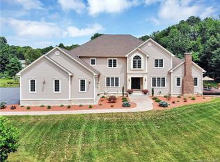 154 Coventry Rd, Mansfield, CT 06250