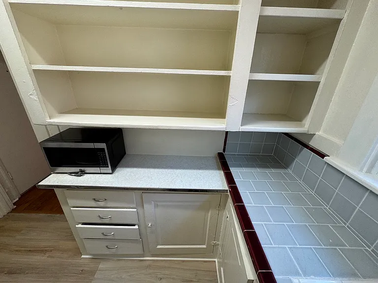 40 Brooks Ave #16 — Photo 21
