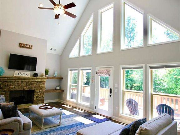 2nd image of 3214 Simpson Park Rd