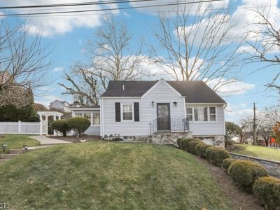 4 Brookview Dr, Woodland Park, NJ, 07424