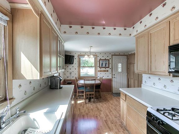 5th image of 8251 Del Dr N