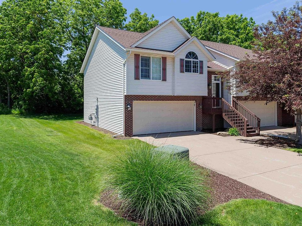 1st image of 1113 33rd Avenue Cir
