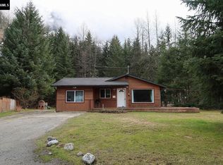 8278 Garnet St, Juneau, AK 99801