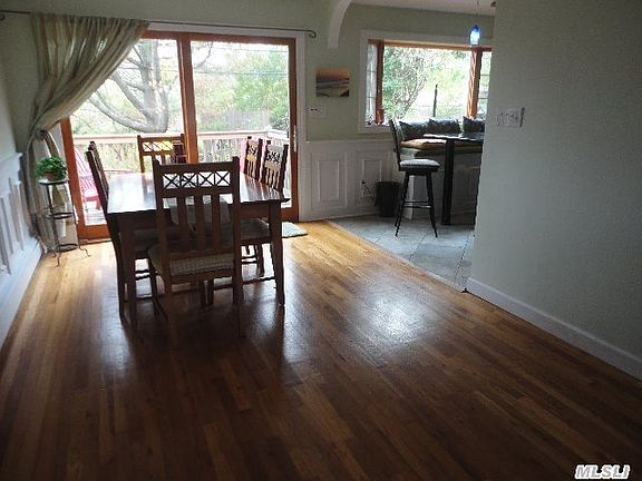 5th image of 3582 Roanoke St