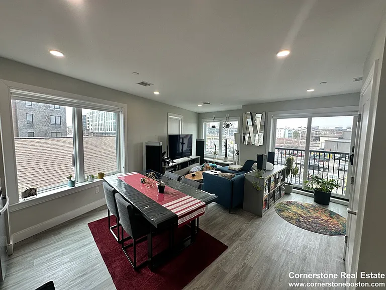 200 Old Colony Ave #3 — Photo 5