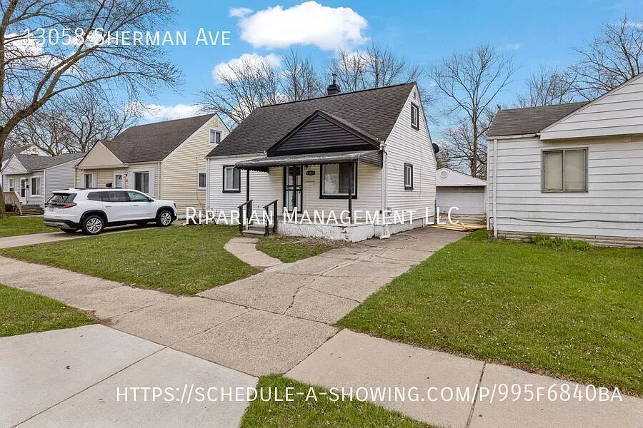 13058 Sherman Ave photo 1