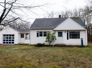 6935 Ravine Rd, Kalamazoo, MI 49009