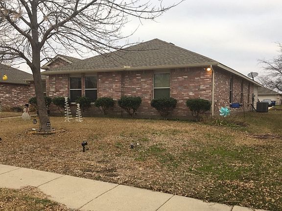 2nd image of 2713 Deerborn St