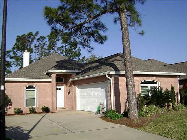 1st image of 4144 Longwood Cir