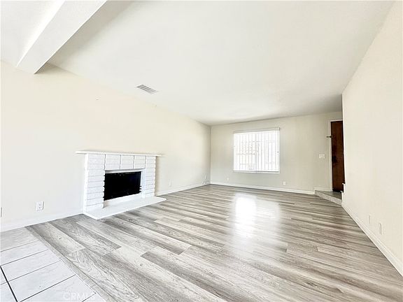 3rd image of 520 E Graves Ave APT A