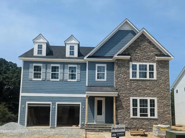 8264 Colling Manor Ct, Alexandria, VA 22308