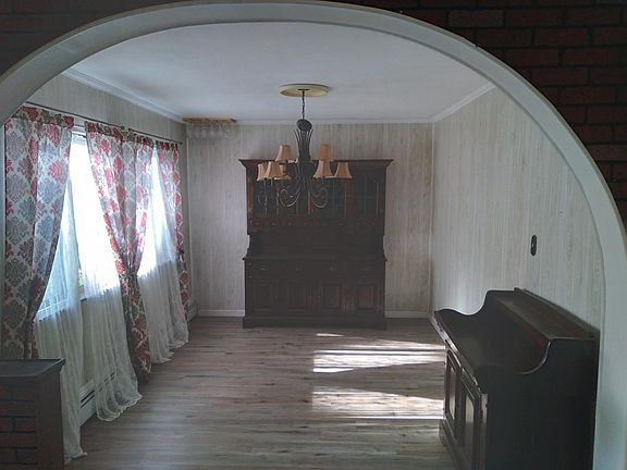 2nd image of 151 Sequoia Dr