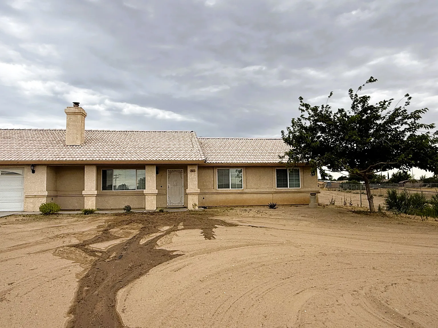 9822 Hawthorne Avenue — Photo 3