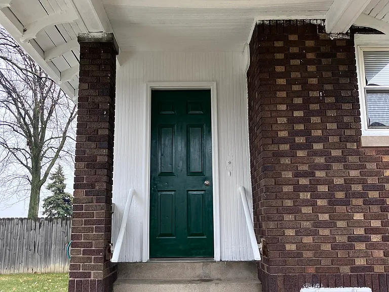 8051 Racine Rd #2 — Photo 4