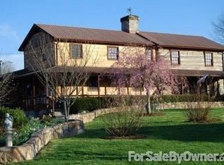 32488 Ramblewood Dr, Glade Spring, VA 24340