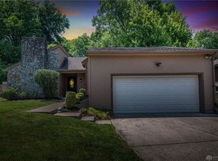 7249 Pepperton Ct, Dayton, OH 45415