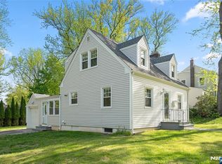 267 Hickory Ave, Tenafly, NJ 07670