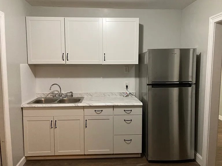 3601 Wylly Ave — Photo 4