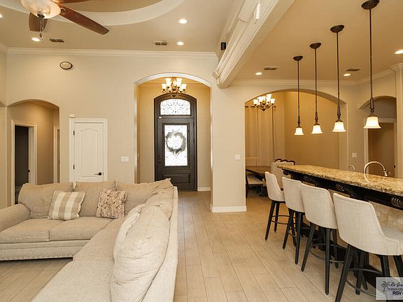 5th image of 153 Alvarez Ct