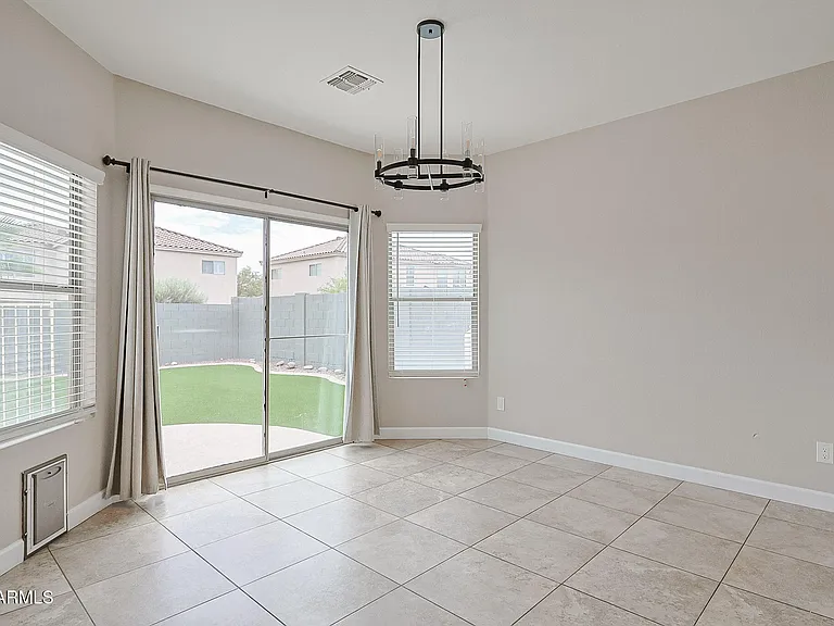 15569 W Gelding Dr — Photo 10