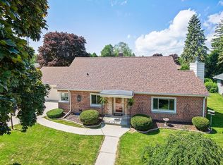 1523 Kuhl St, Manitowoc, WI 54220