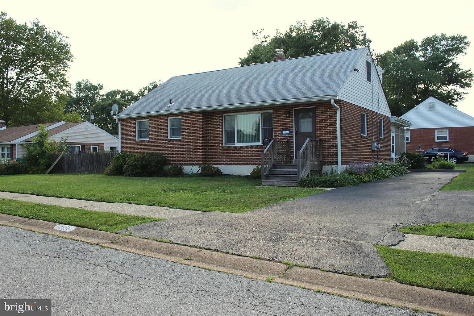 2711 Madison Ave photo 1