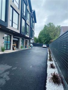 998 Cove Rd, Stamford, CT, 06902