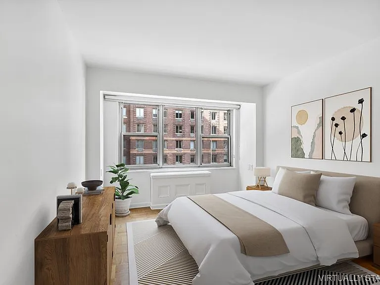 77 W 55th St #11F — Photo 7