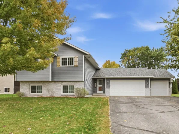 1206 Callaway St E, Saint Joseph, MN 56374
