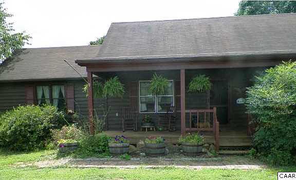4th image of 200 Stadon Ln