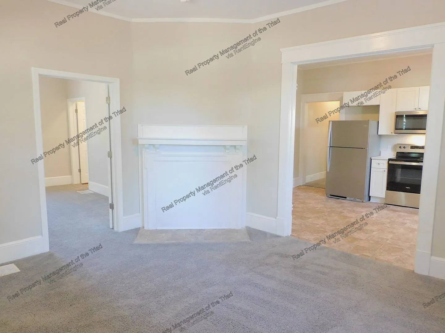 4 bed, 2.0 bath, 1300 sqft, $1,450 — Photo 3