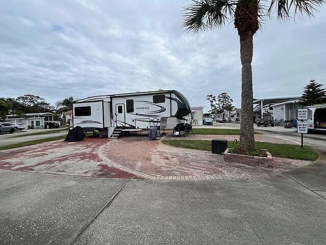 2nd image of 3004 Centaur Ln #32