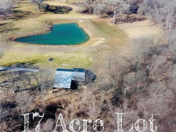 2236 Log Cabin Ln, Maryville, IL 62062