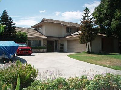 Curb Appeal and lots of parking!