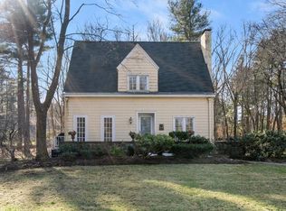 19 Viles St, Weston, MA 02493