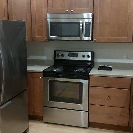 5th image of 2 Lindbergh Rd #5