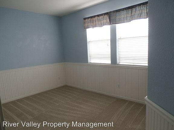 4th image of 10931 Oakham Dr