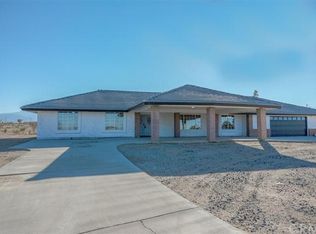 7685 Saratoga Rd, Phelan, CA 92371
