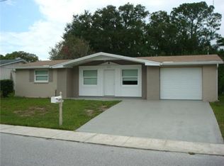 4335 Shoreline Dr, New Port Richey, FL 34652