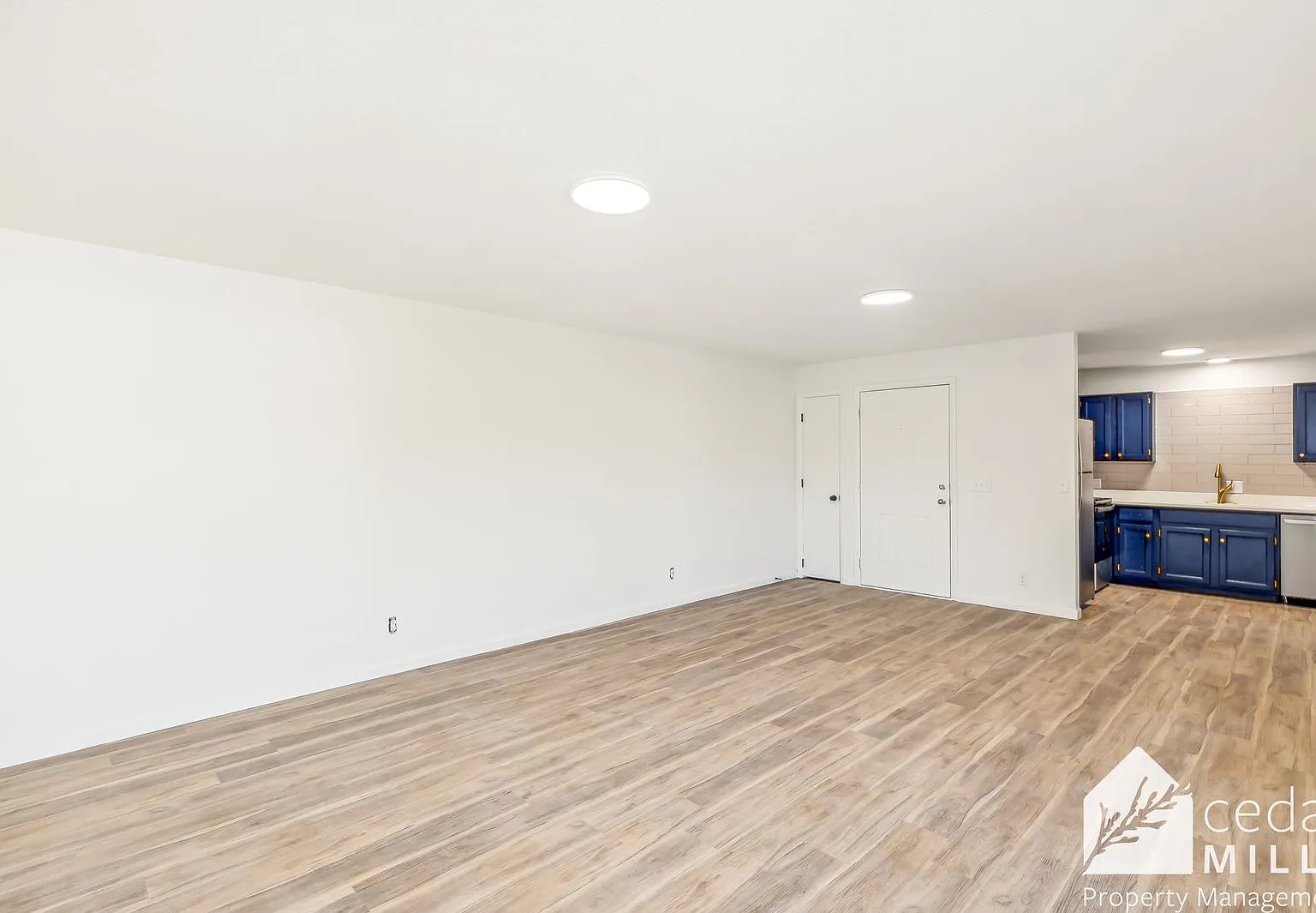 420 S Meridian — Photo 2