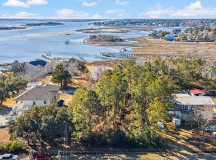 4 Watts Landing Rd Road, Hampstead, NC 28443