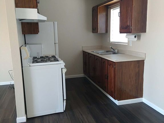 2nd image of 2304 E Jagerson Ave APT A