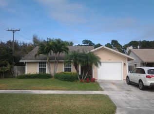 3937 SE Jacaranda St, Stuart, FL 34997