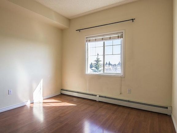 4th image of 16807 100th Ave NW #317