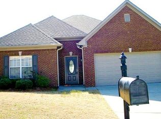 413 Savannah Cv, Calera, AL 35040