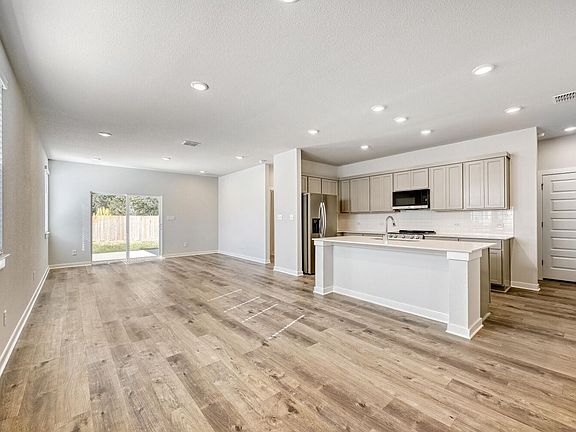 3rd image of 3208 Canyon River Ln